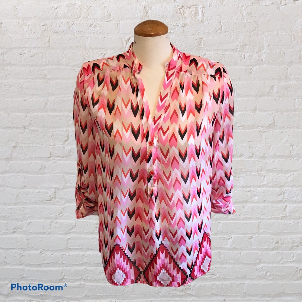 Tacera Sheer Patterned Tunic Top - M